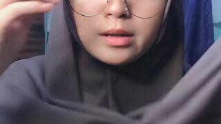 Video Viral bocil Ukhti Jilbab Hitam Masih Malu-malu Top Global 2025